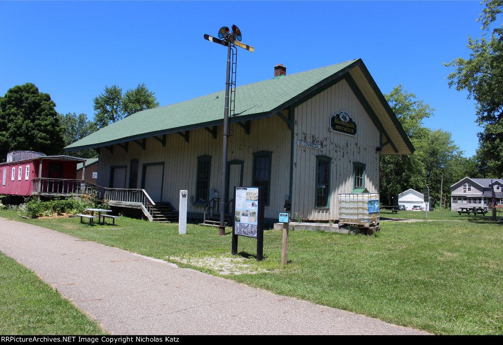 Bloomingdale K&SH Depot